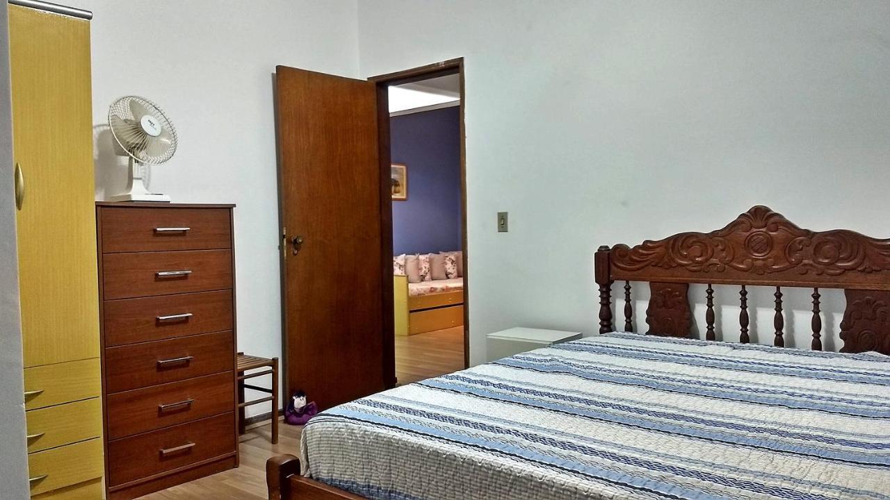 Apartamento Familiar - Praia Da Enseada グァルジャー エクステリア 写真